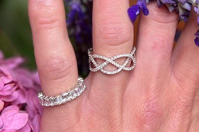 Criss Cross Ring