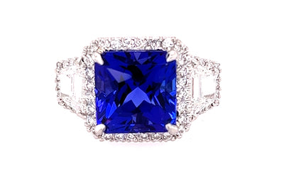 Tanzanite and Diamond Ring