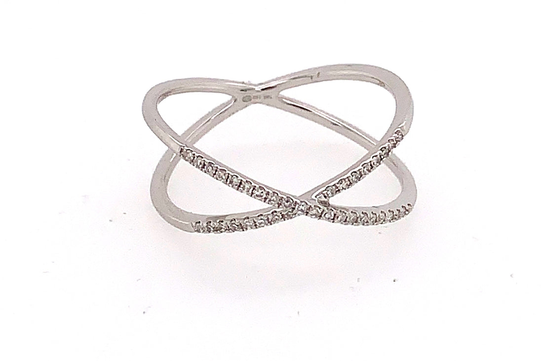 Diamond X Ring