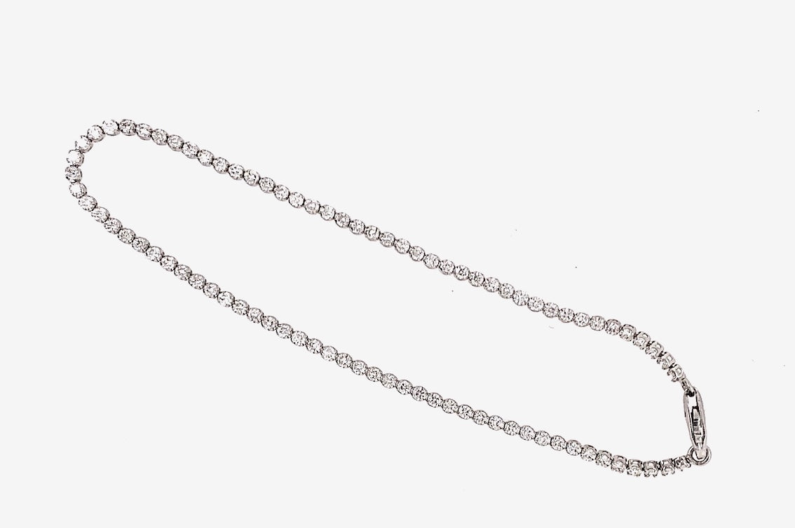 Tennis bracelet