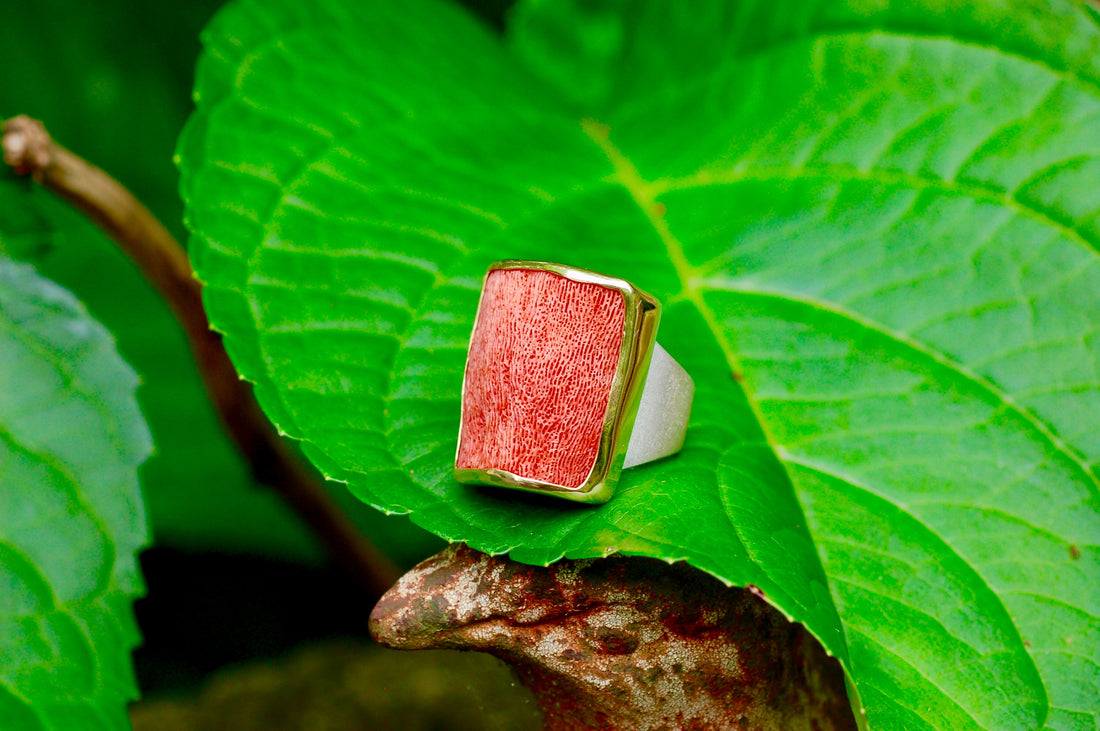 Sponge Coral Ring