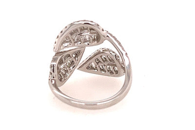 Three Leaves Diamond Ring