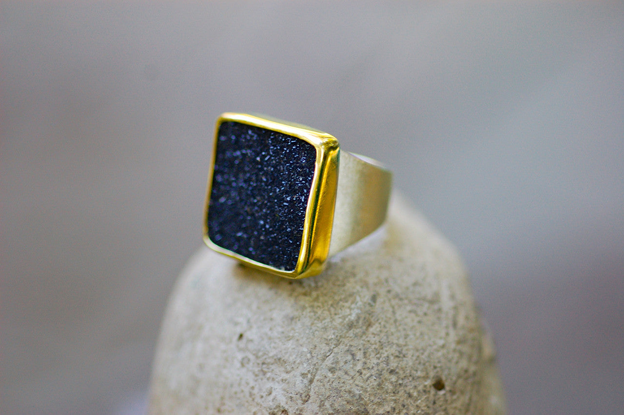 Black Drussy Ring